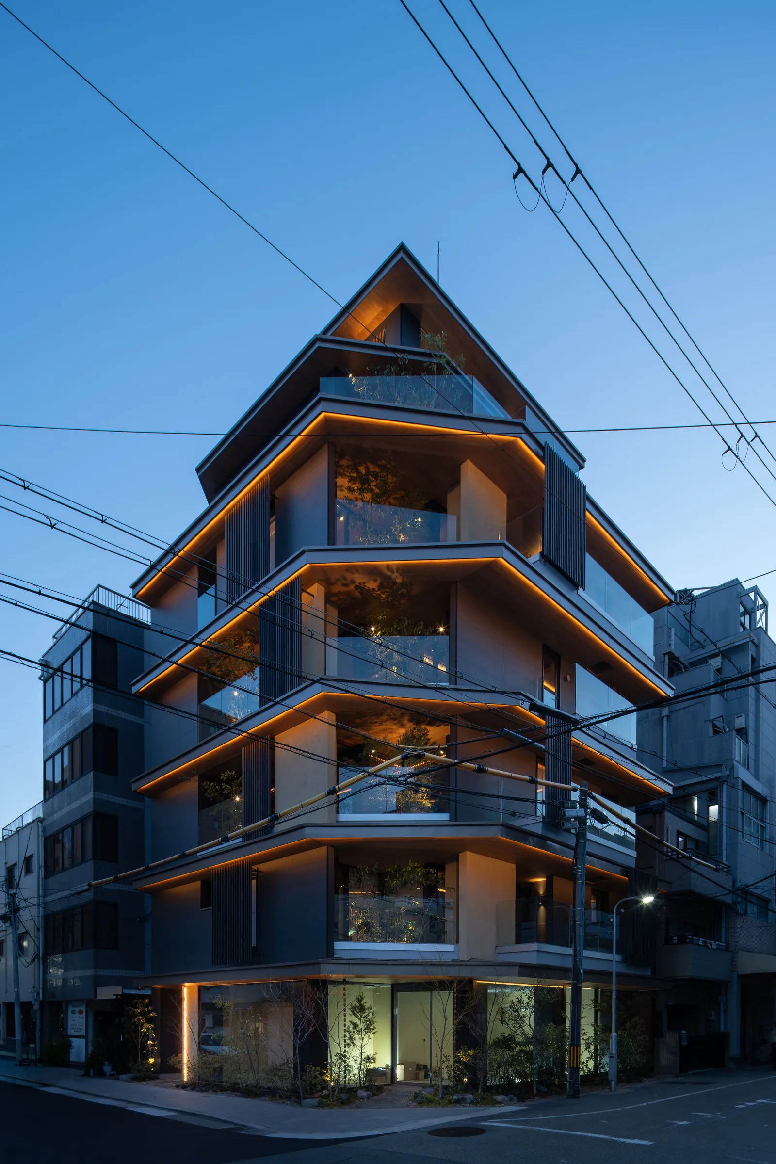 Shirakaba NANAE — Exterior