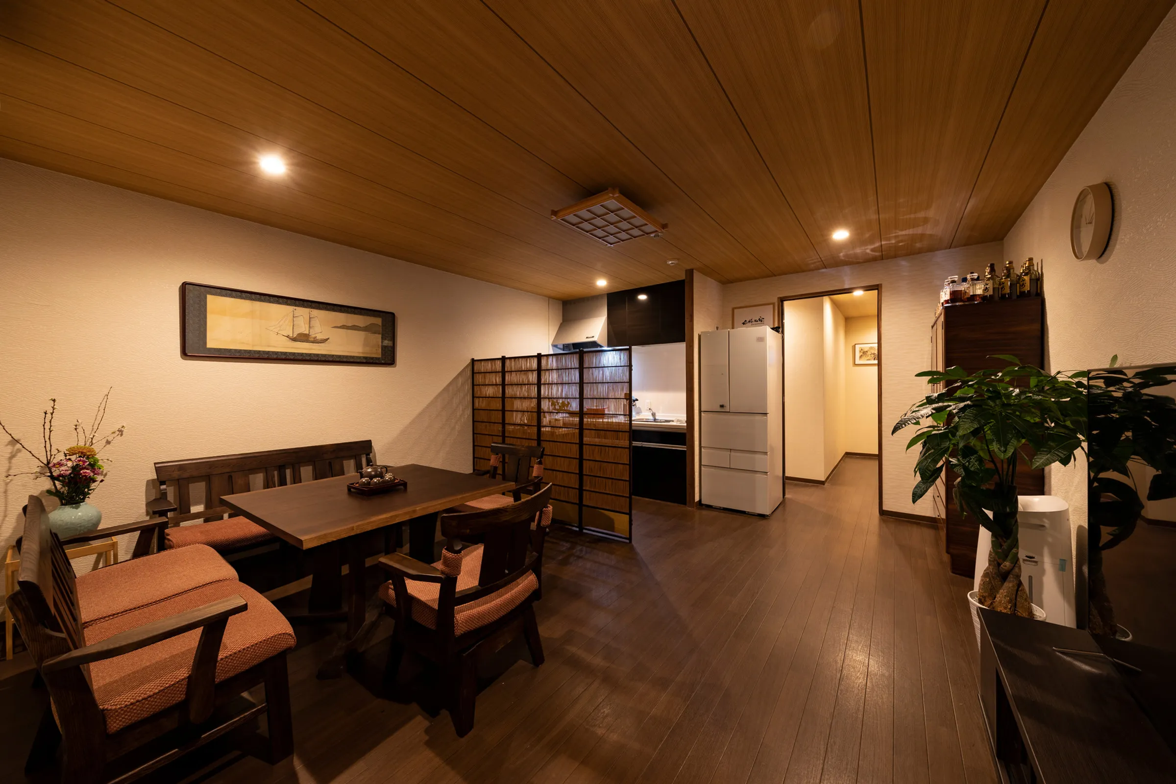 Shirakabanoyado MAMEMACHIIE — Dining area
