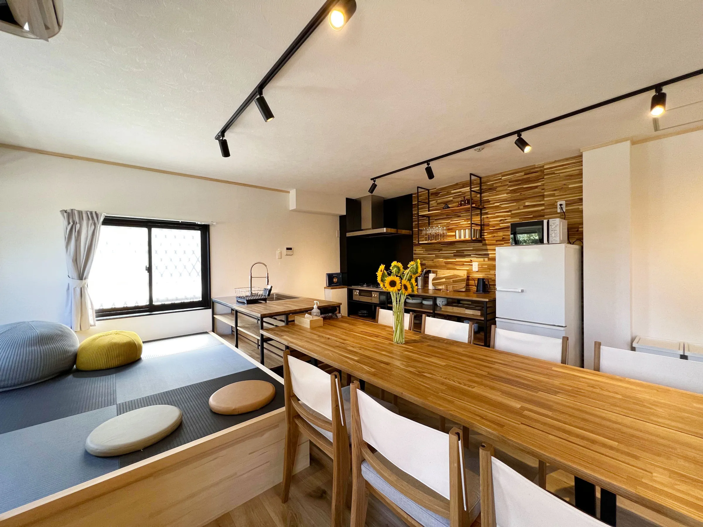 Shirakabanoyado MINATO — Dining area