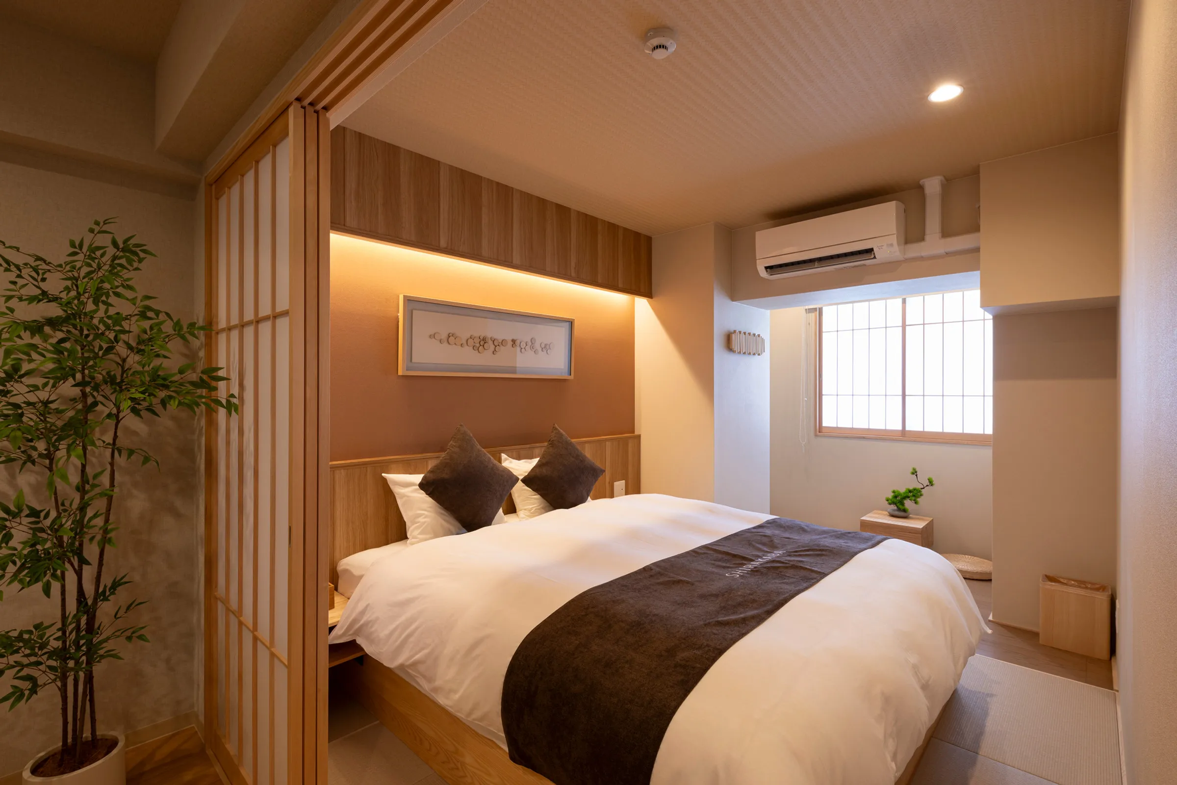 Shirakabanoyado NANIWA — Bedroom