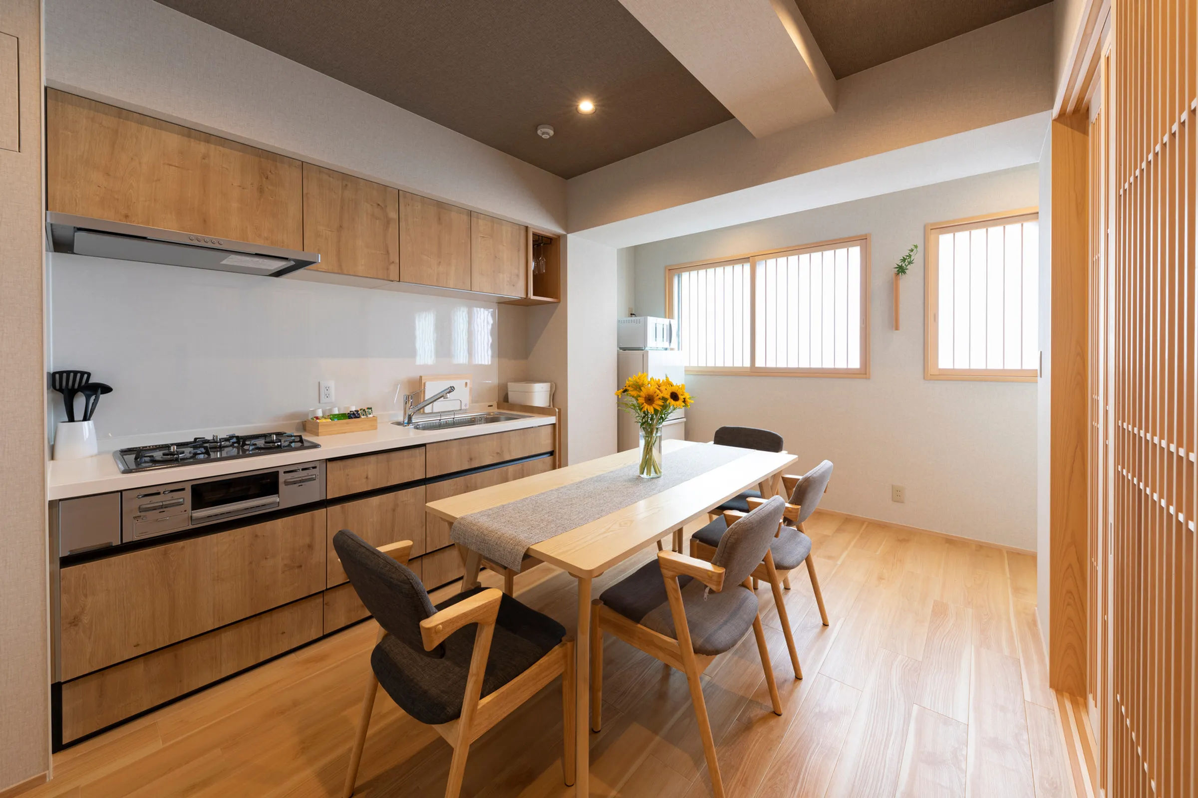 Shirakabanoyado EBISU — Kitchen