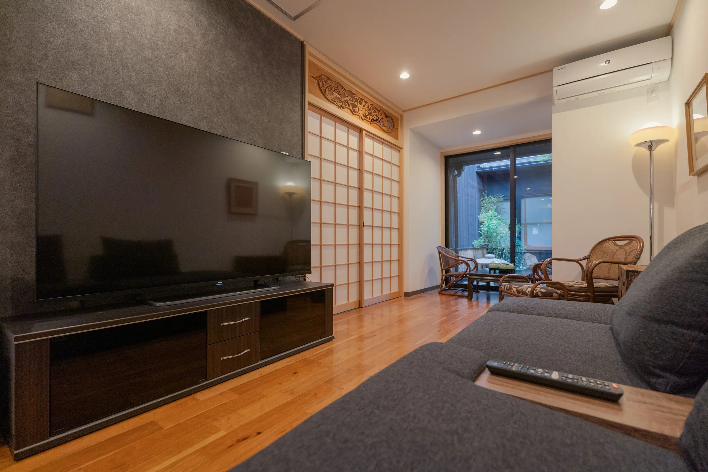 Shirakabanoyado MUTSUKI — Living area