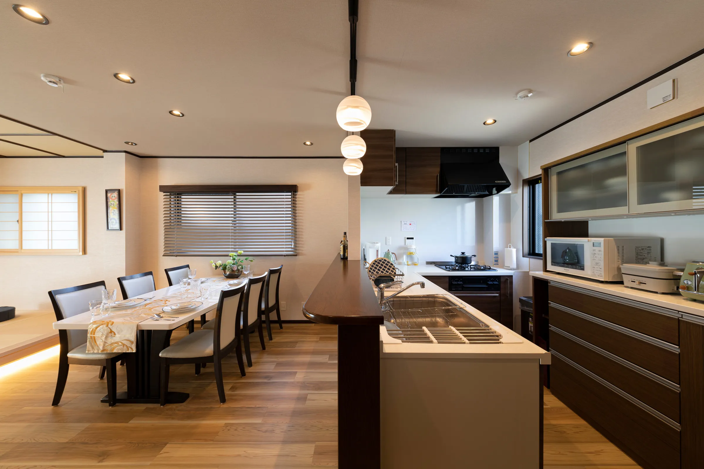 Shirakabanoyado AOARASHI — Dining area