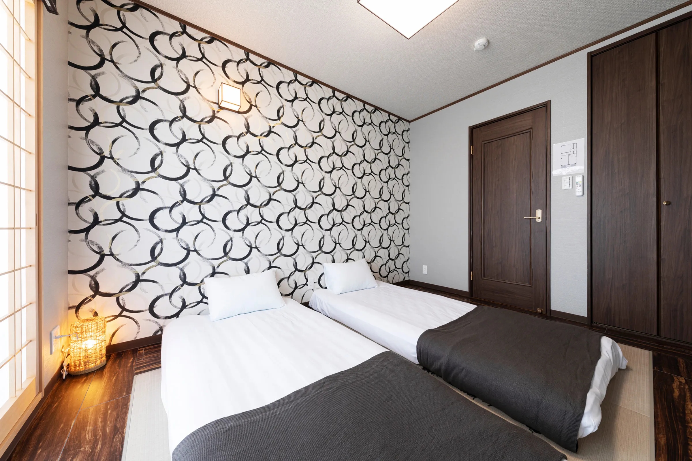 Shirakabanoyado RYOGETSU — Bedroom