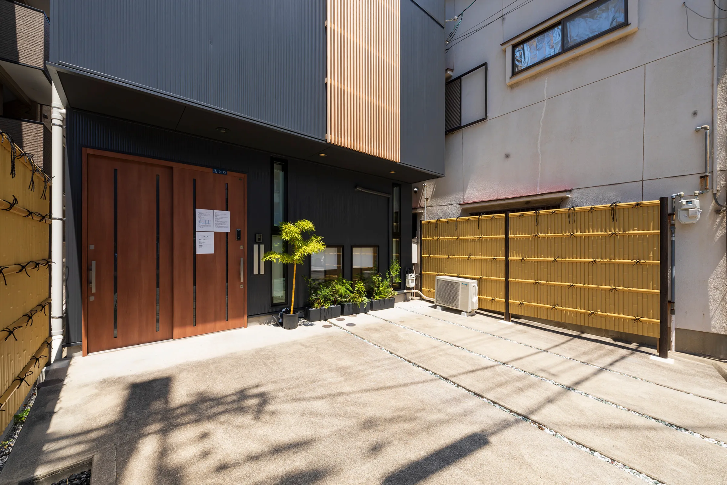 Shirakabanoyado HIKO — Exterior
